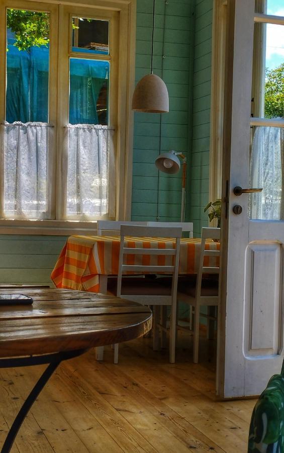 Brotseulebi Otel Ambrolauri Dış mekan fotoğraf