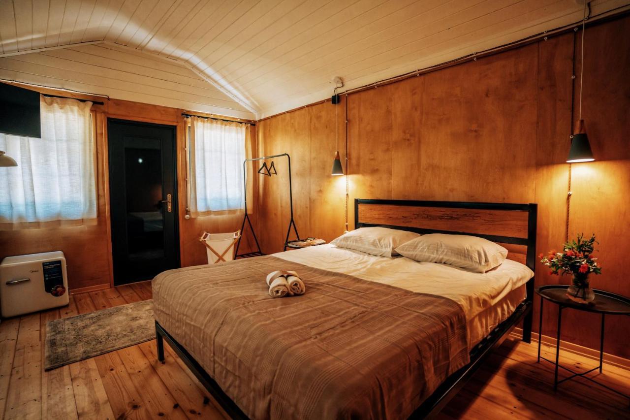 Brotseulebi Otel Ambrolauri Dış mekan fotoğraf
